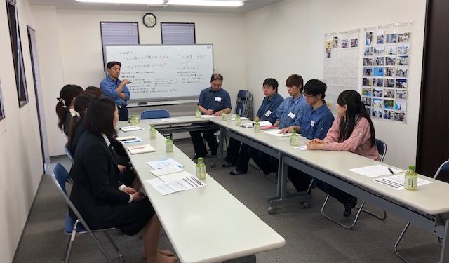 女性チーム４名が会社見学に来て下さりました！